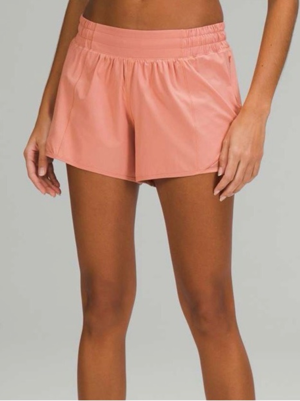 lululemon hotty hot shorts!